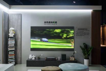 海信可折叠激光电视入户展示