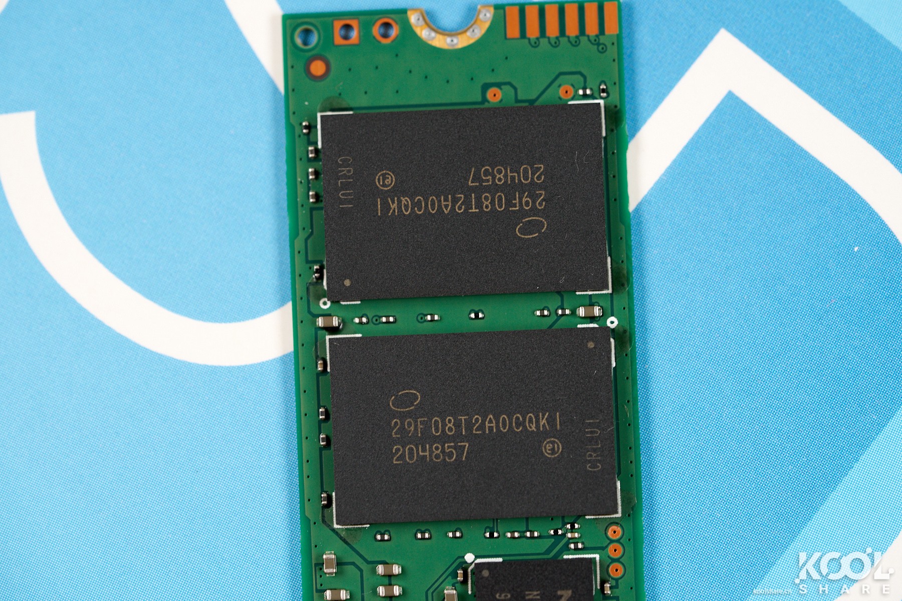 Intel 670P读写速度